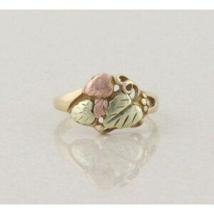 10k Yellow Gold Black Hills Gold Leaf Ring Size 7